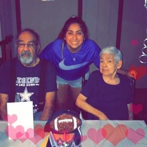 Meet your Posher, Danae